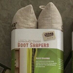 NEW SET CEDAR BOOT SHAPERS (FOR ONE PAIR OF BOOTS)